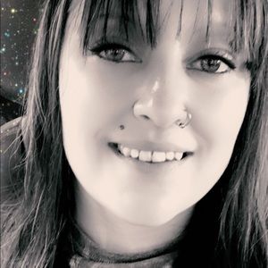 Meet your Posher, Noelle